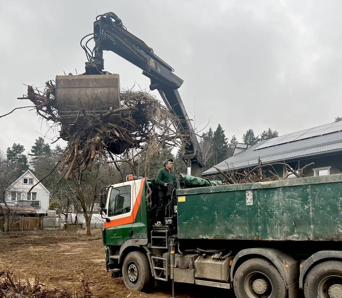 Žaliųjų atliekų išvežimas Vilniuje