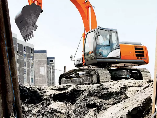 Gelžbetonio karpymas ekskavatoriumi Vilniuje